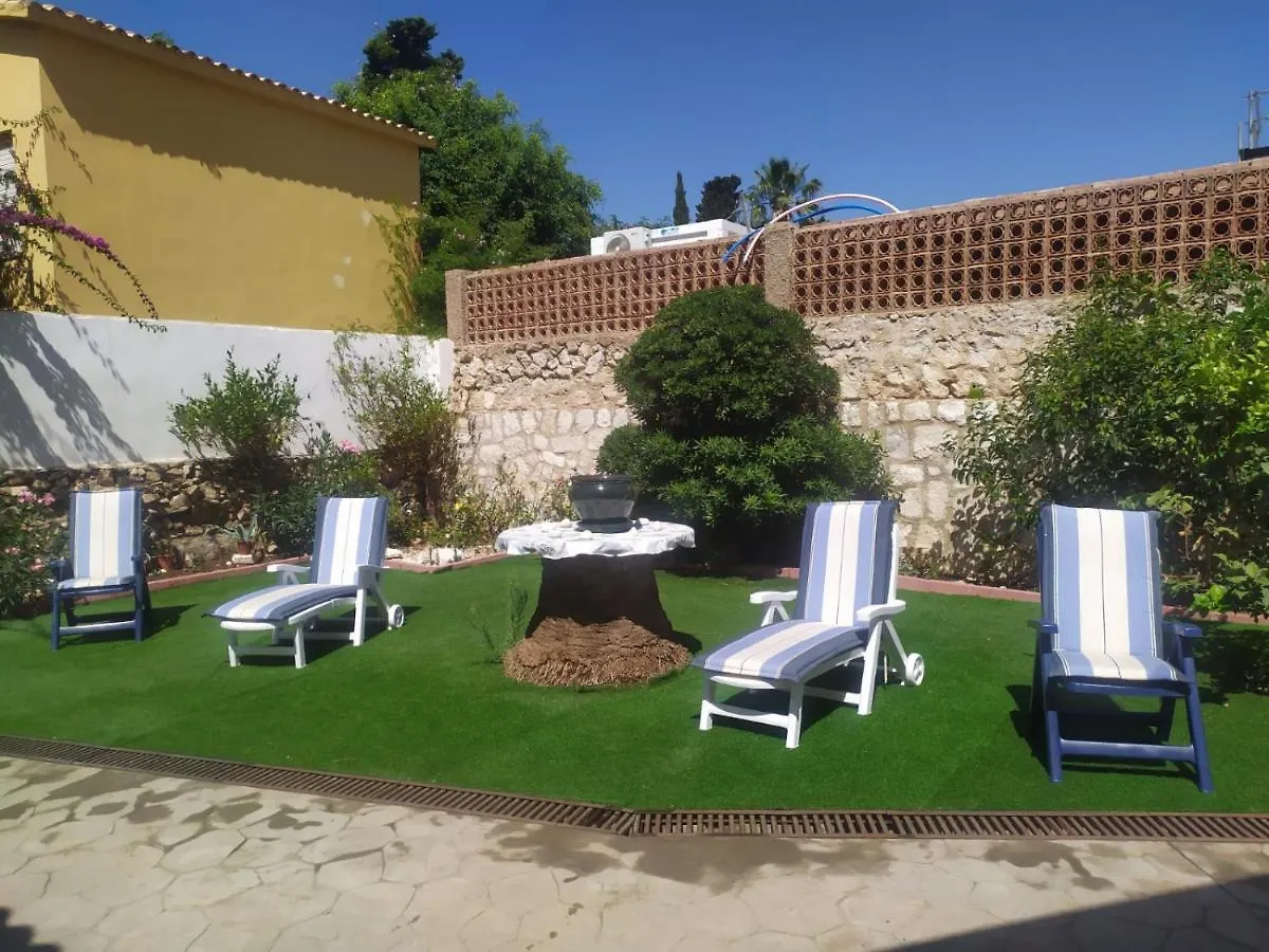 Bed and Breakfast L'Oasis Benalmádena Bed & Breakfast